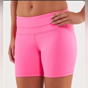 Lululemon Reverse Groove Short 
Size 6